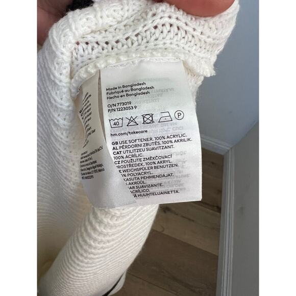 H&M Divided Women's Grandpa Sweater Vest Cream Black Size XL - Picture 6 of 6